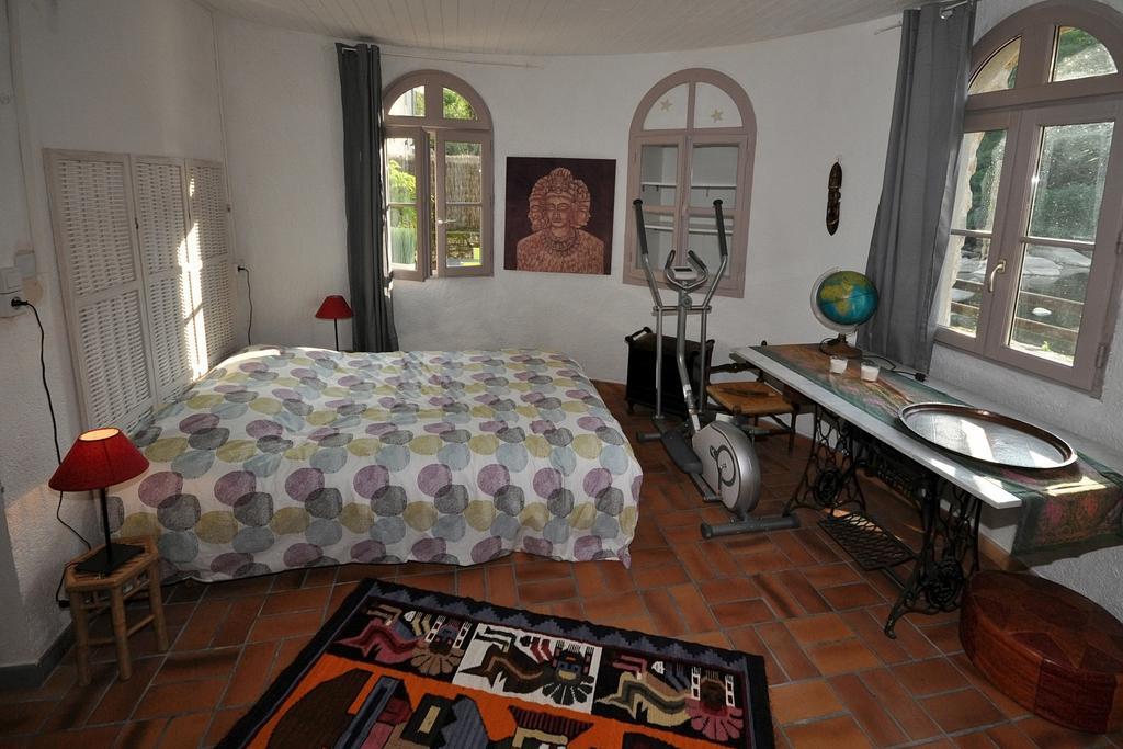 Gîte proche Puy du Fou Mortagne-sur-Sevre Chambre photo